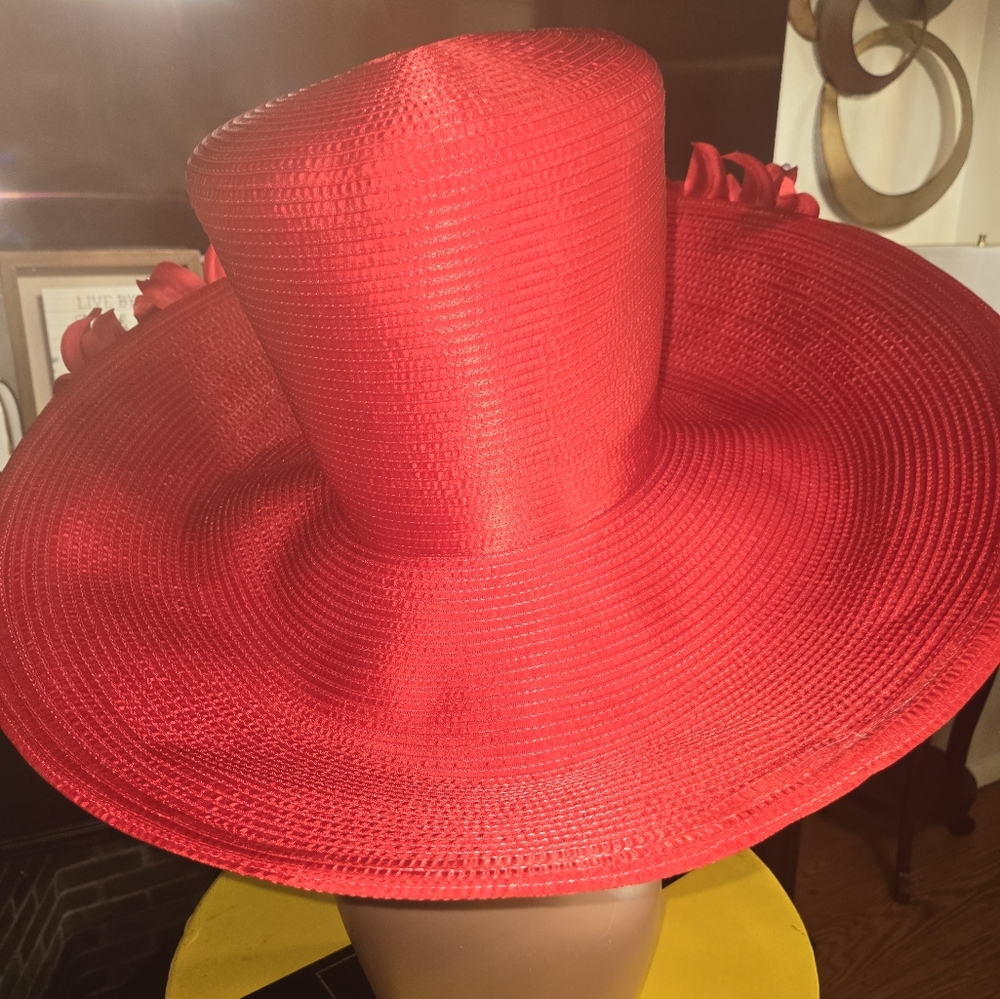 Elegant Red Floral Women's Hat - Picture 4 of 4